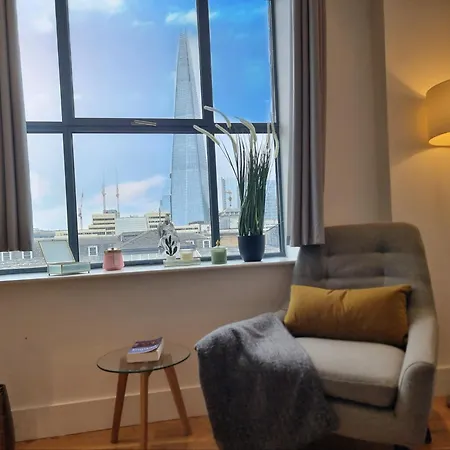 Shard View Apartments Londen Buitenkant foto