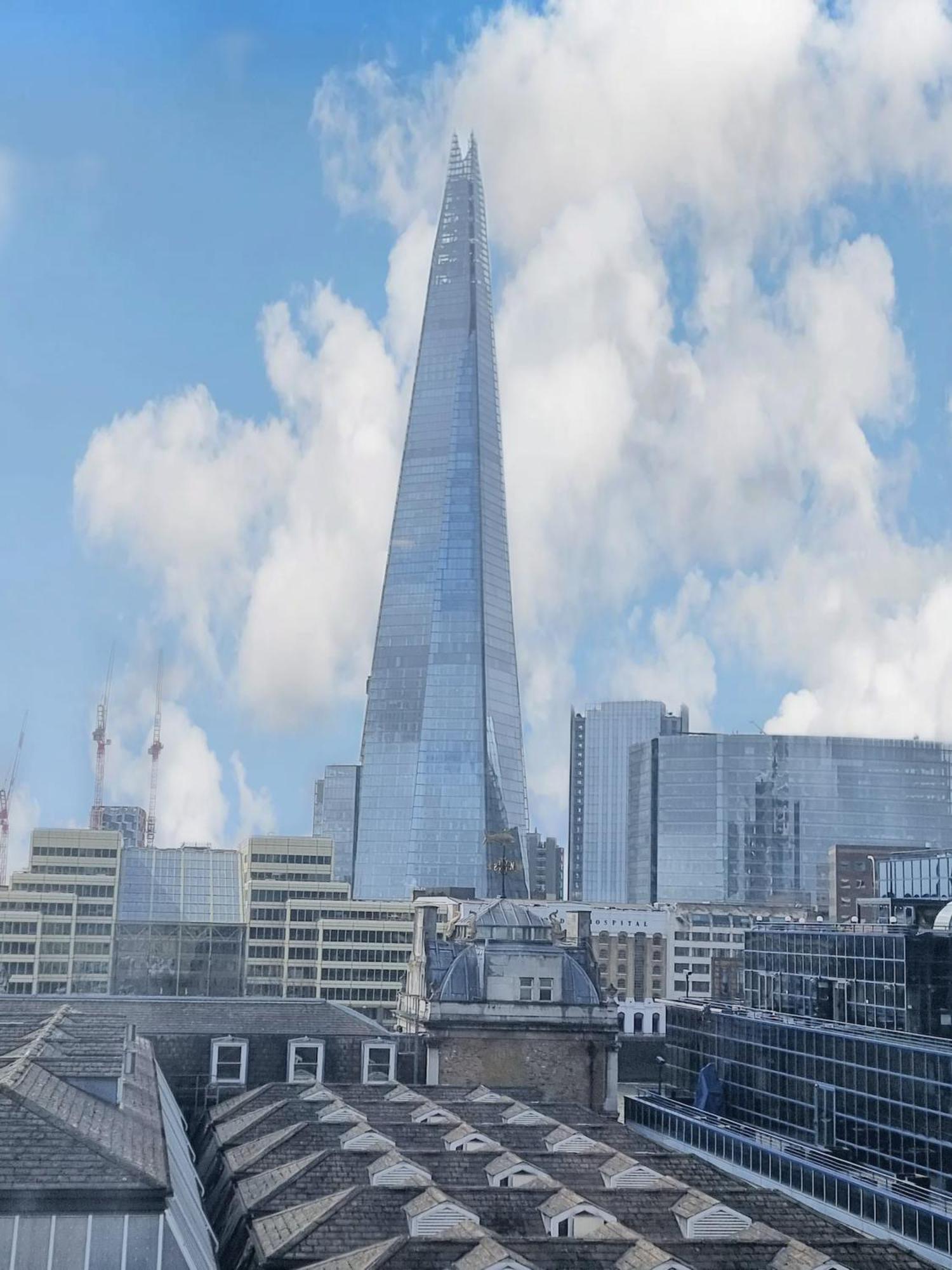 Shard View Apartment *