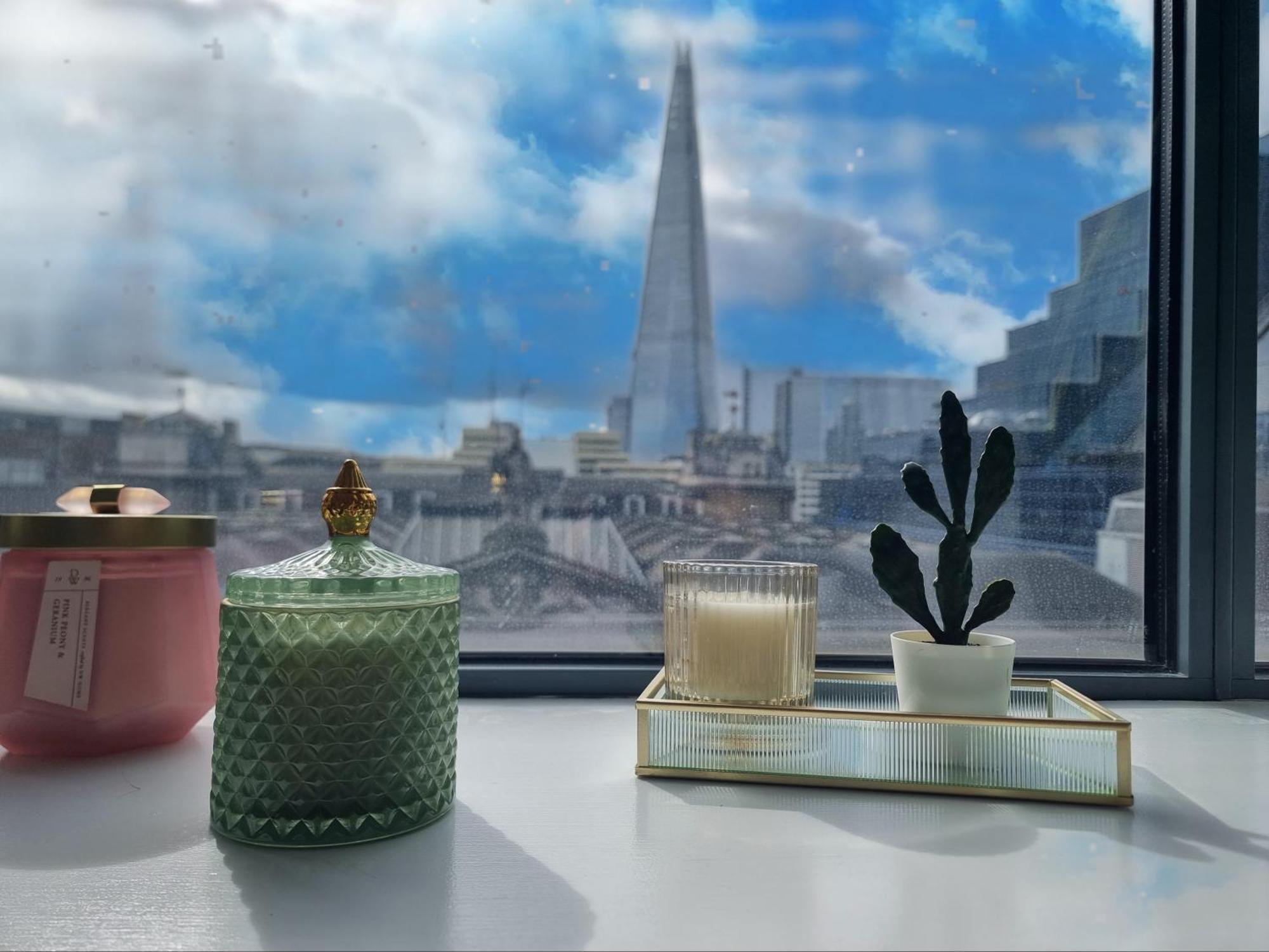 Shard View Apartment *
