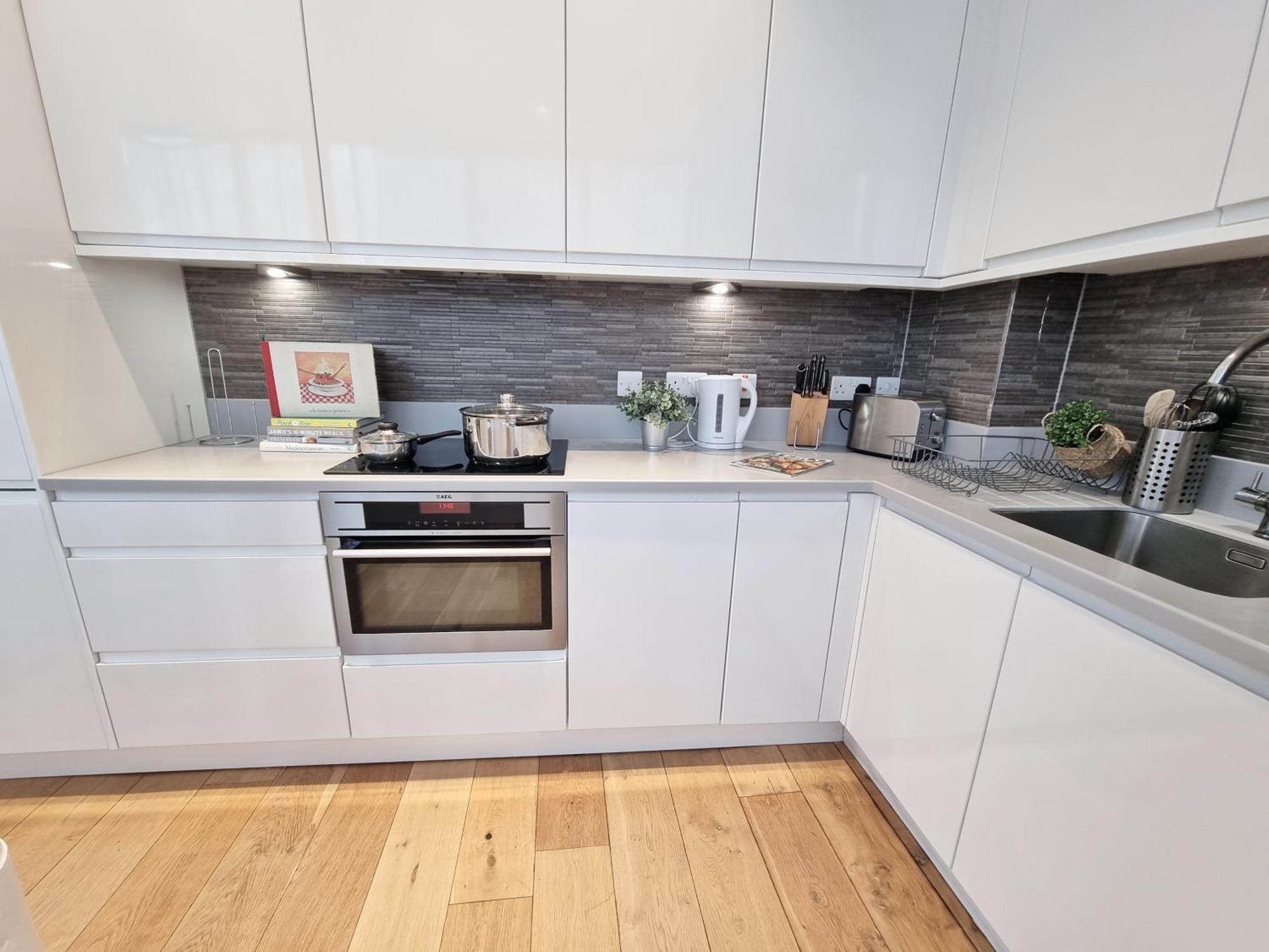 Shard View Apartment