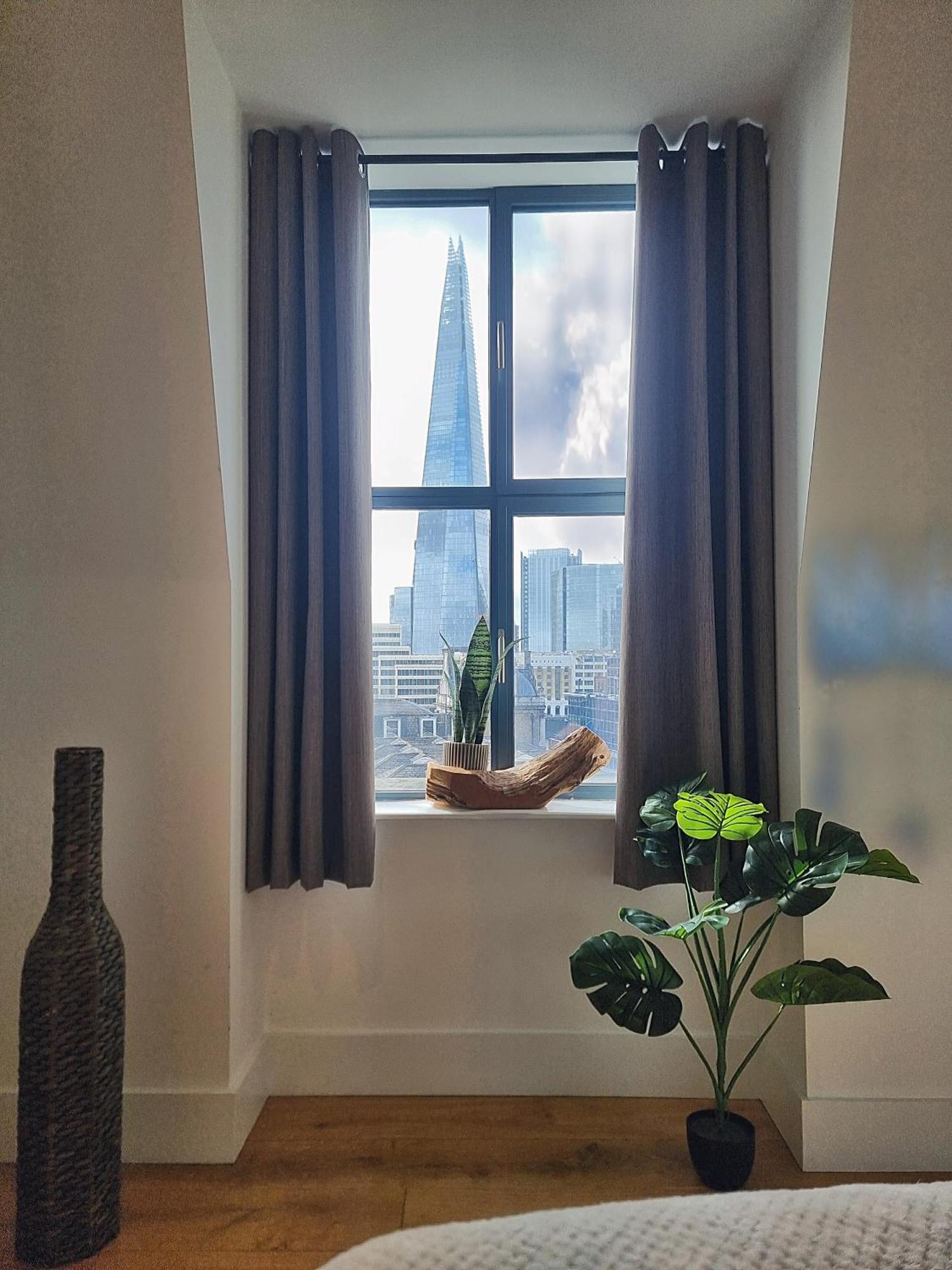 Shard View Apartment